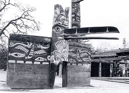 Nuxalk House Frontal Pole and Nuu-chah-nulth (Ahousaht) Ceremonial Screen 