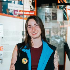 Dakota- Tour Guide